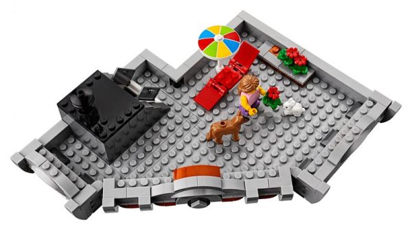 Corner Garage - Image 6