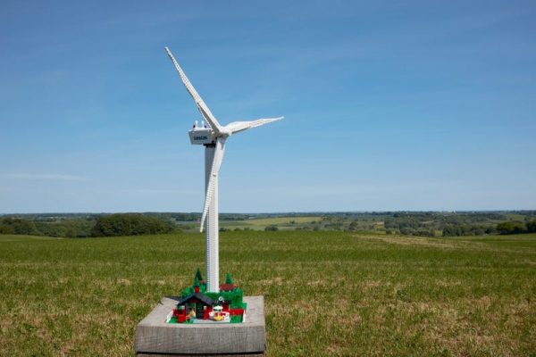 Vestas Wind Turbine - Image 12