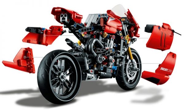 Ducati Panigale V4 R - Image 9