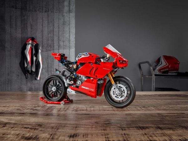 Ducati Panigale V4 R - Image 7