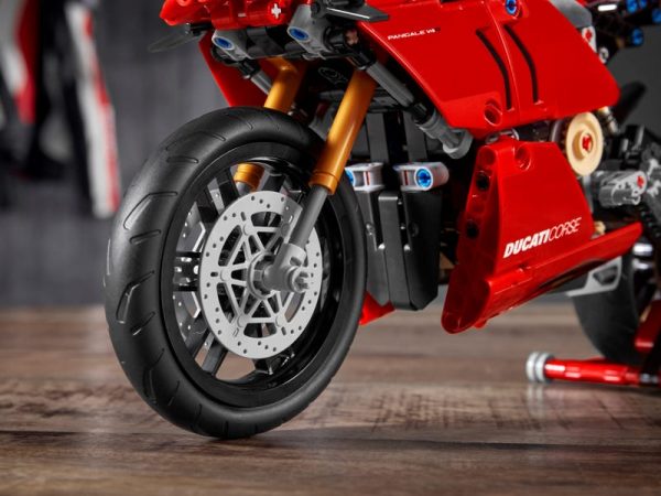 Ducati Panigale V4 R - Image 4