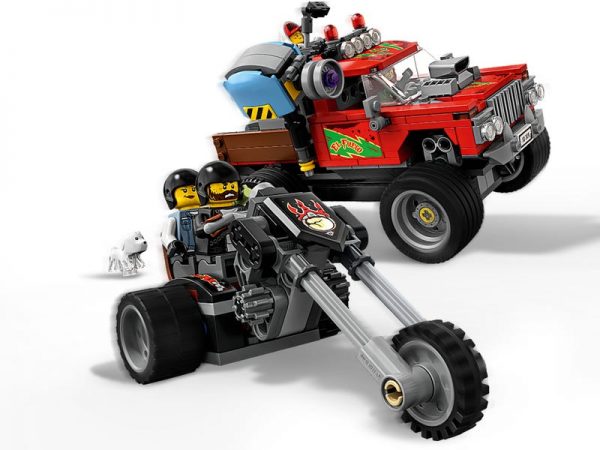 El Fuego's Stunt Truck - Image 4