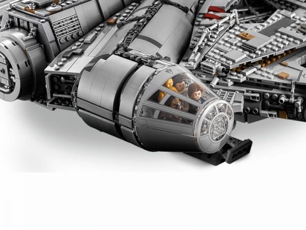 Millennium Falcon™ - Image 6