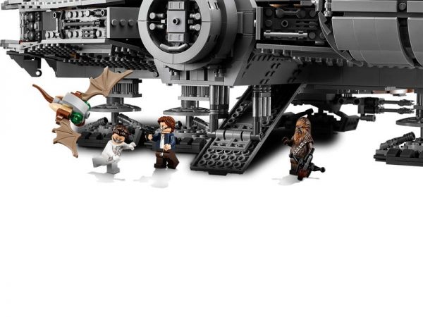 Millennium Falcon™ - Image 5
