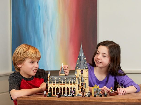 Hogwarts™ Great Hall - Image 11
