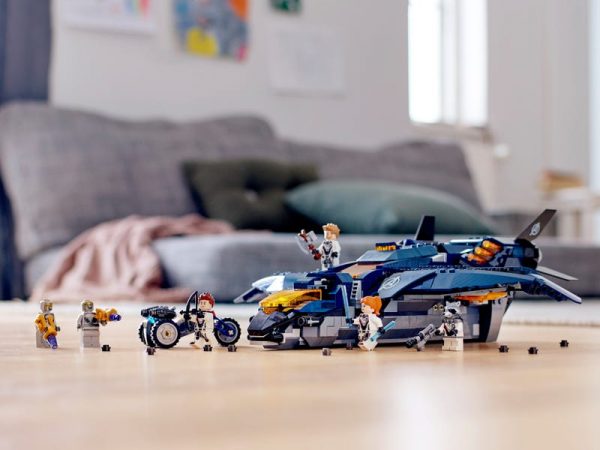 Avengers Ultimate Quinjet - Image 4
