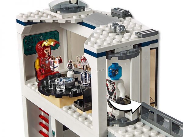 Avengers Compound Battle - Image 4