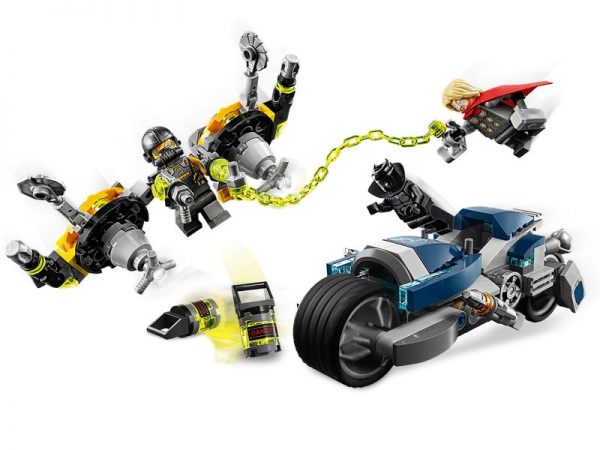 Avengers Speeder Bike Attack - Image 6