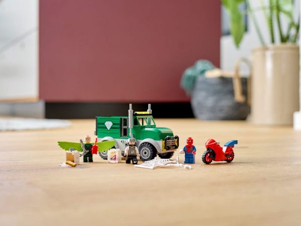 Vulture's Trucker Robbery - Image 9